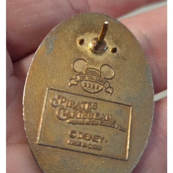 Disney Villain Trading Pins Pirates of Caribbean Legend of the Golden - Picture 4 of 6